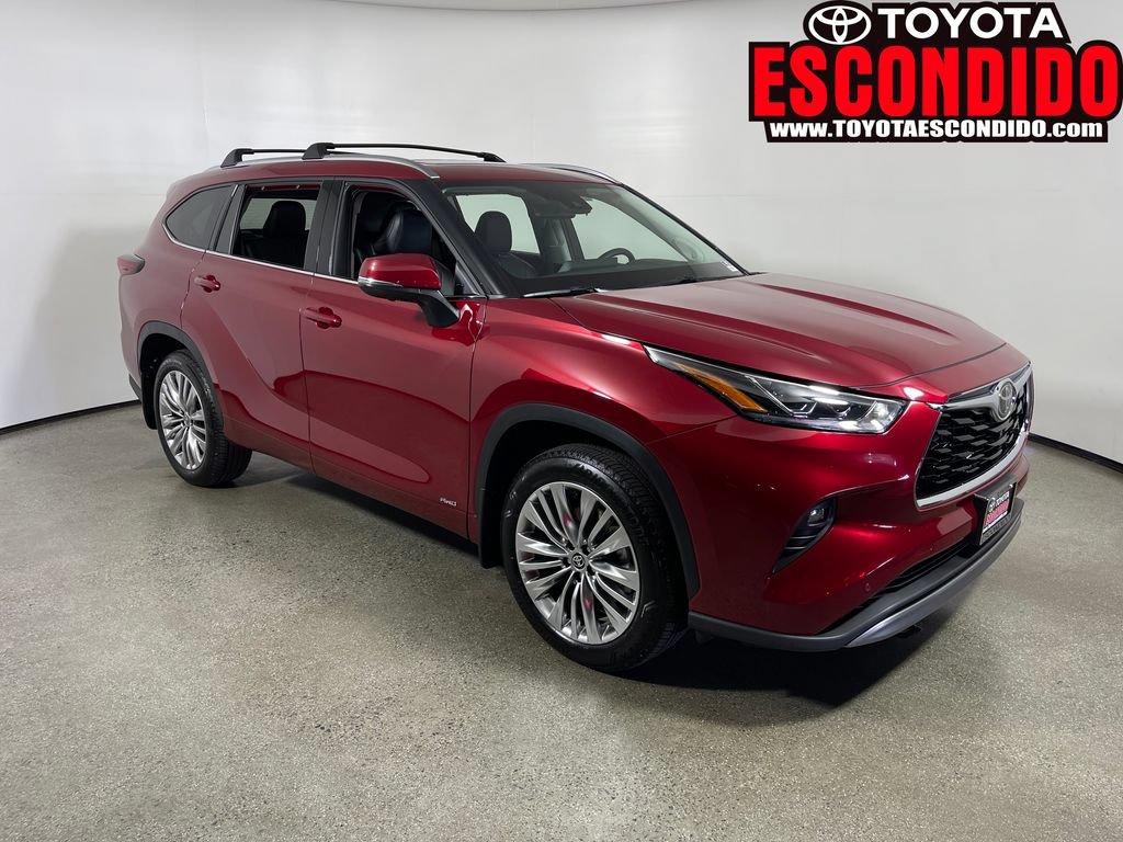 Certified 2026 Toyota Highlander Platinum