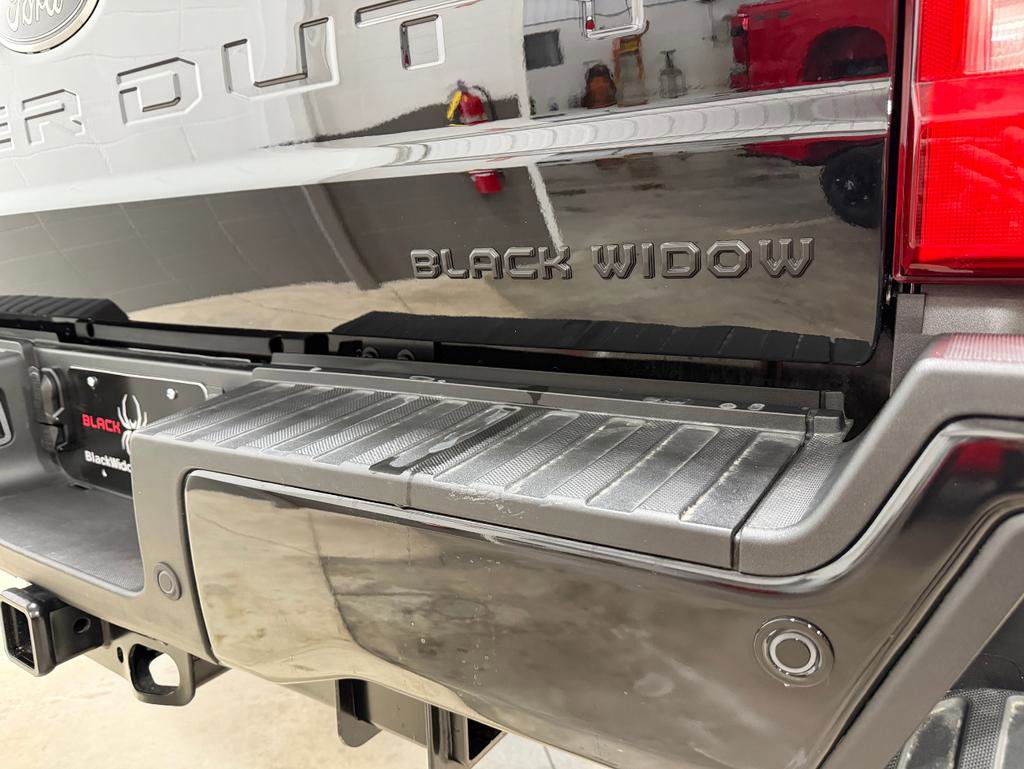 New 2026 Ford F250 Lariat w/ Black Appearance Package image 20