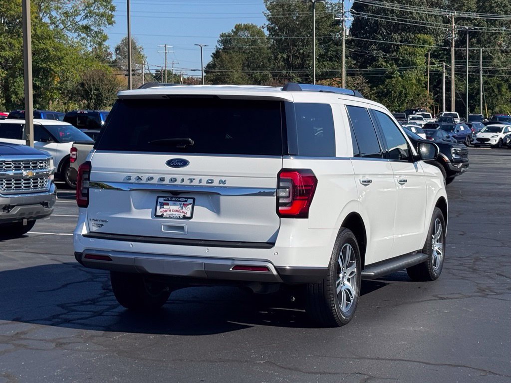 Used 2024 Ford Expedition Limited RWD image 18