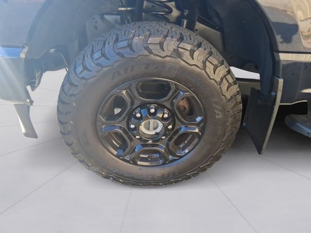 Used 2023 Ford F350 XLT w/ XLT Premium Package AWD/4WD image 4