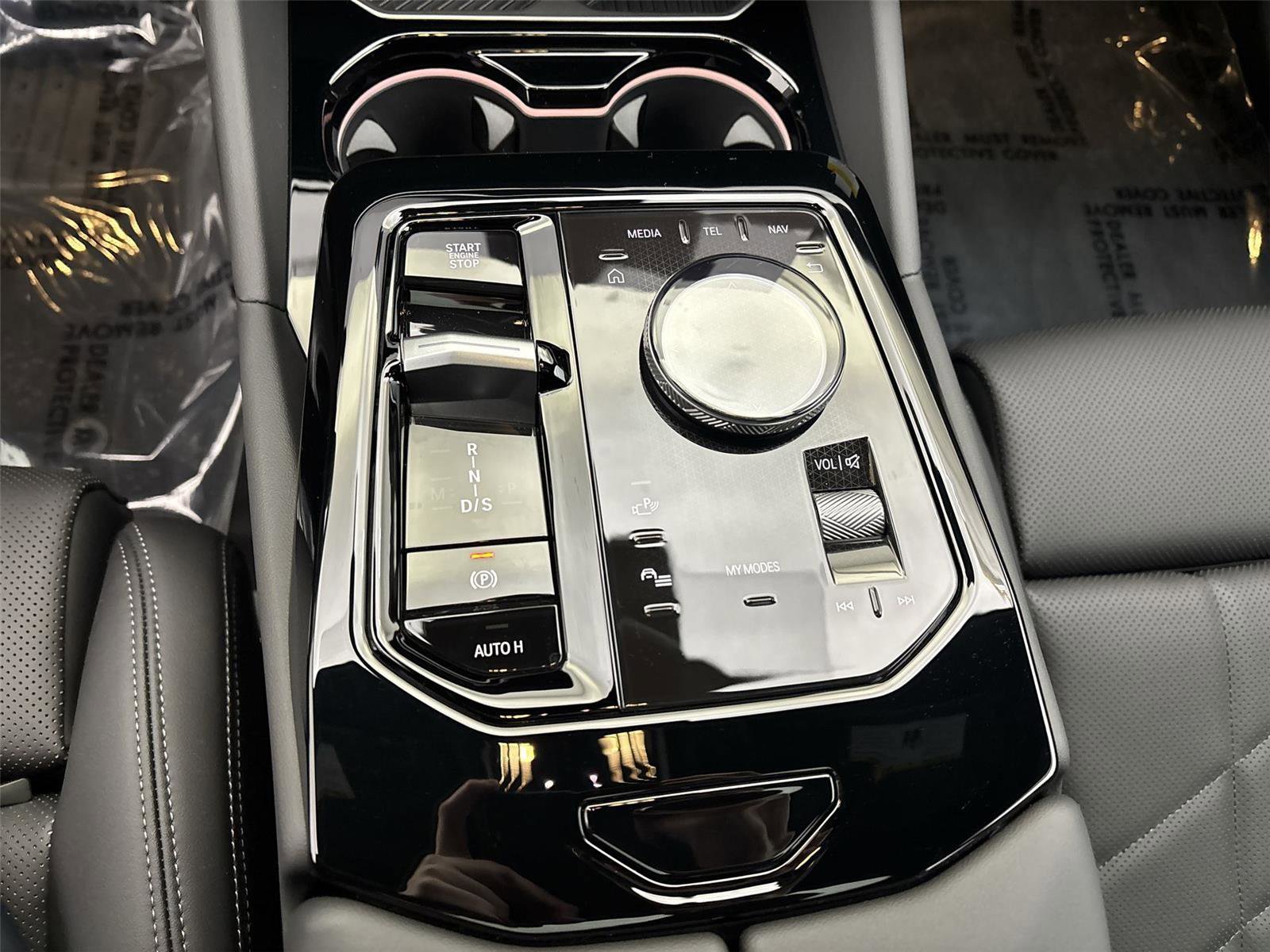 New 2026 BMW 540i xDrive w/ Premium Package image 23