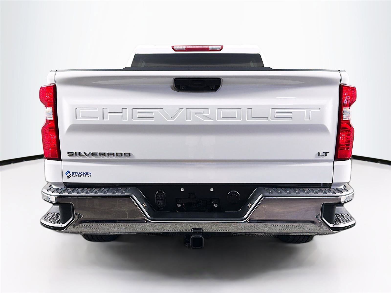 Used 2022 Chevrolet Silverado 1500 LT AWD/4WD image 6