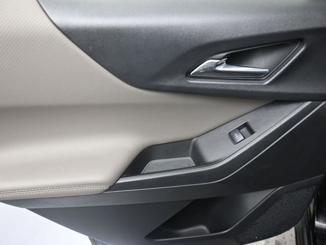 Used 2025 Chevrolet Equinox LT w/ Convenience Package II image 18