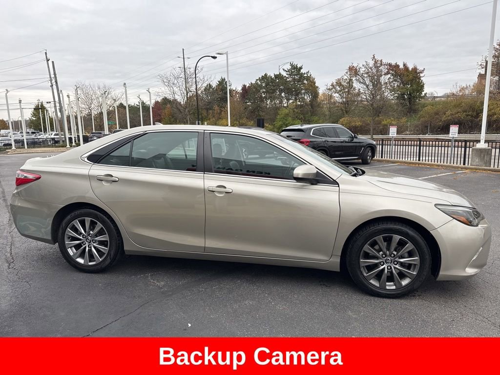 Used 2015 Toyota Camry XLE w/ Advanced Technology Package image 7
