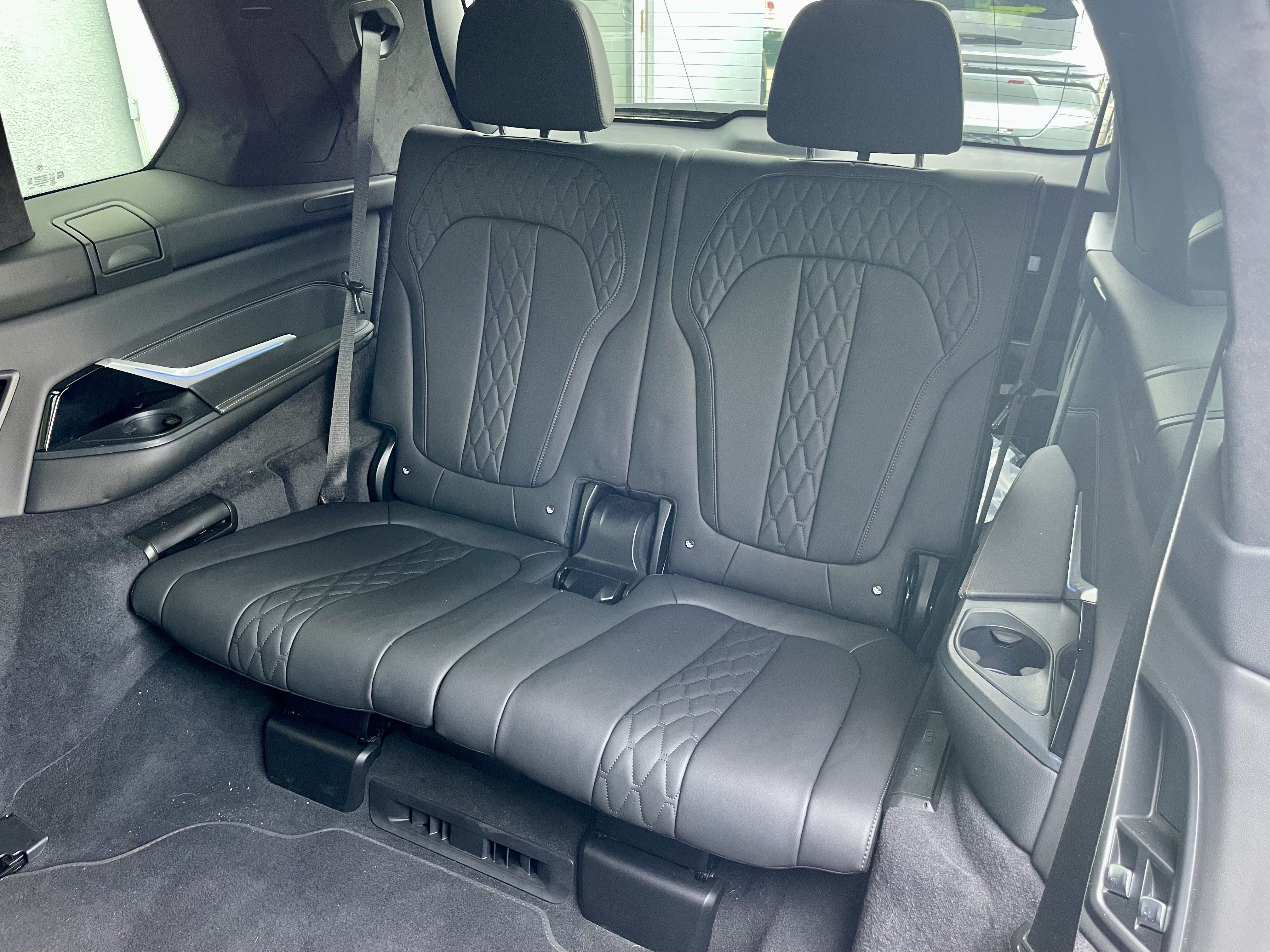 Used 2024 BMW X7 M60i w/ Executive Package AWD/4WD image 32