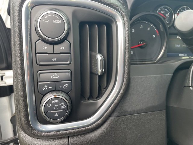 Used 2023 Chevrolet Silverado 2500 LT image 19