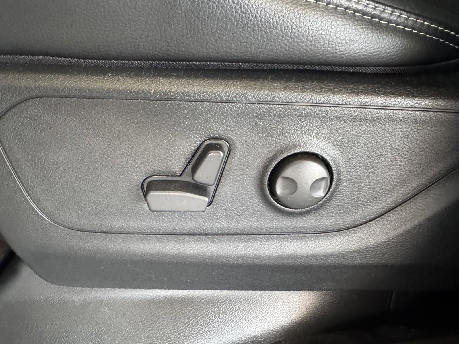 New 2026 RAM 1500 Rebel w/ Rebel Level 2 Equipment Group image 27