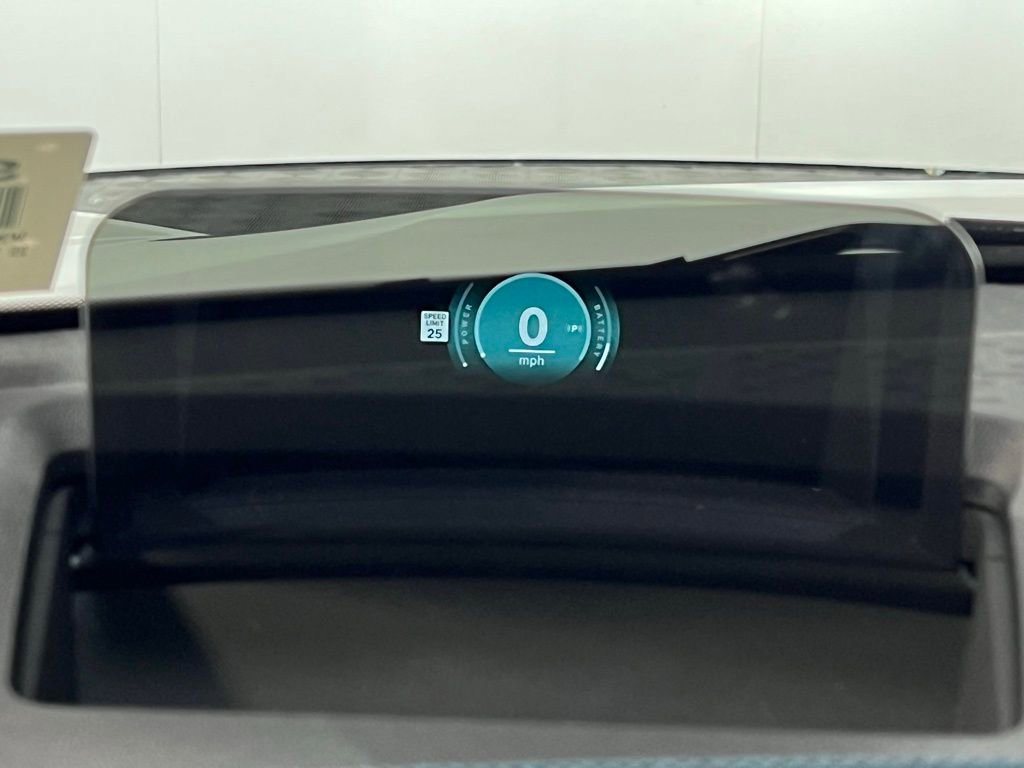 Used 2025 MINI Cooper Countryman SE w/ Comfort Package Max image 16