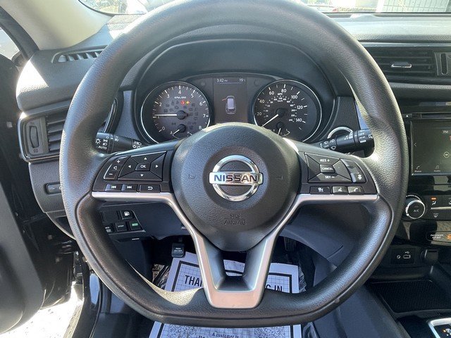 Used 2019 Nissan Rogue SV image 17