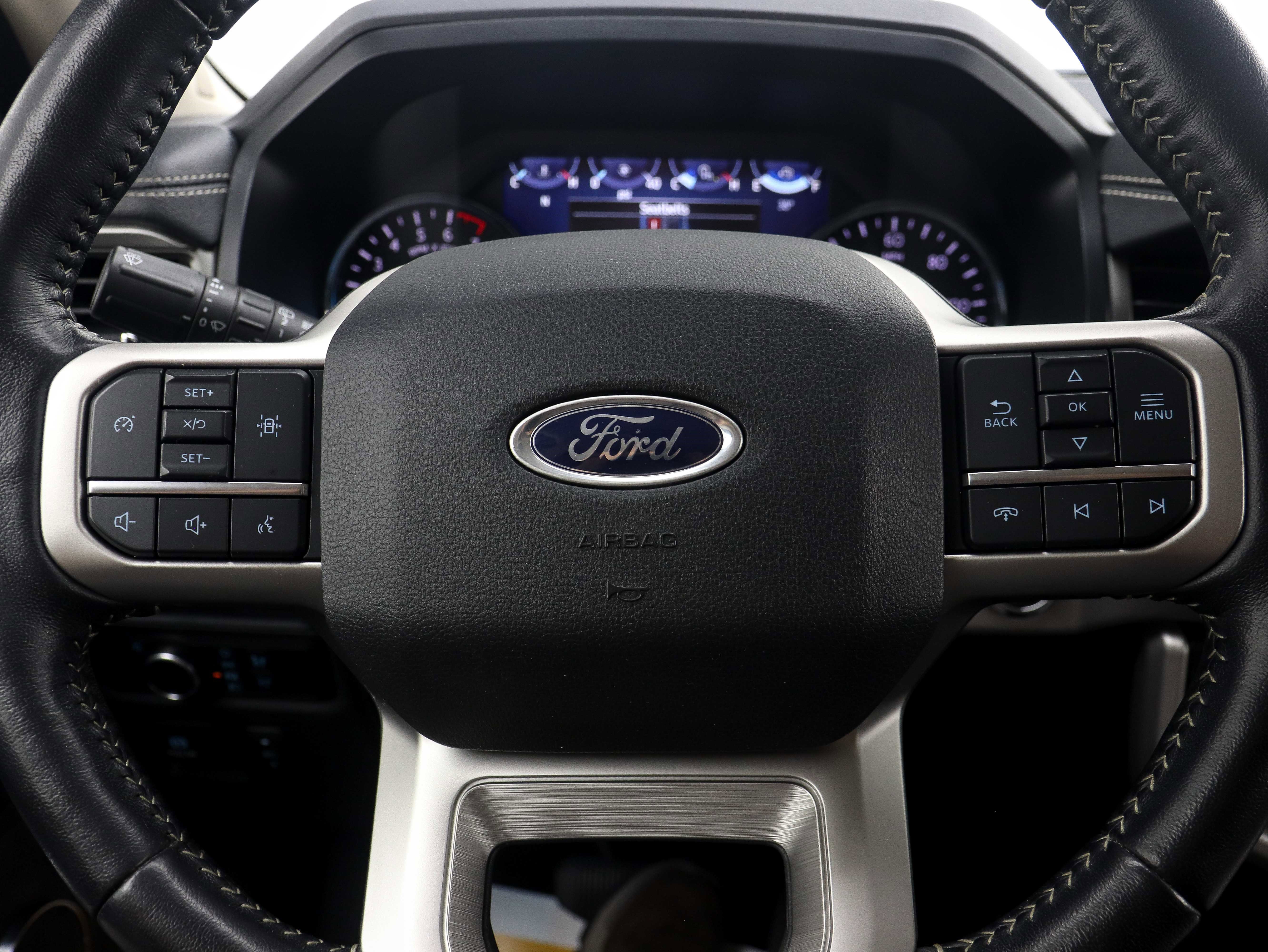 Used 2023 Ford Expedition Max XLT image 24