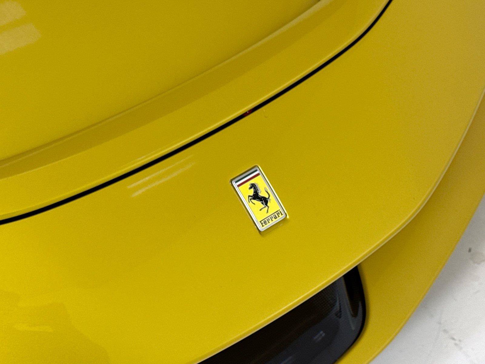 Used 2022 Ferrari SF90 Spider AWD/4WD image 31