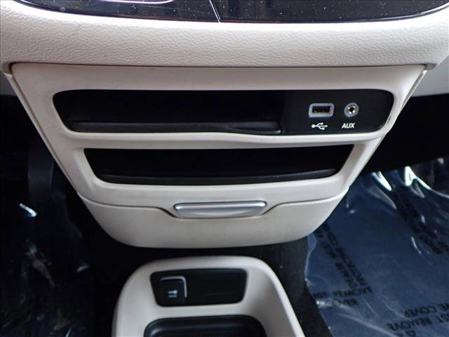 Used 2019 Chrysler Pacifica L image 20
