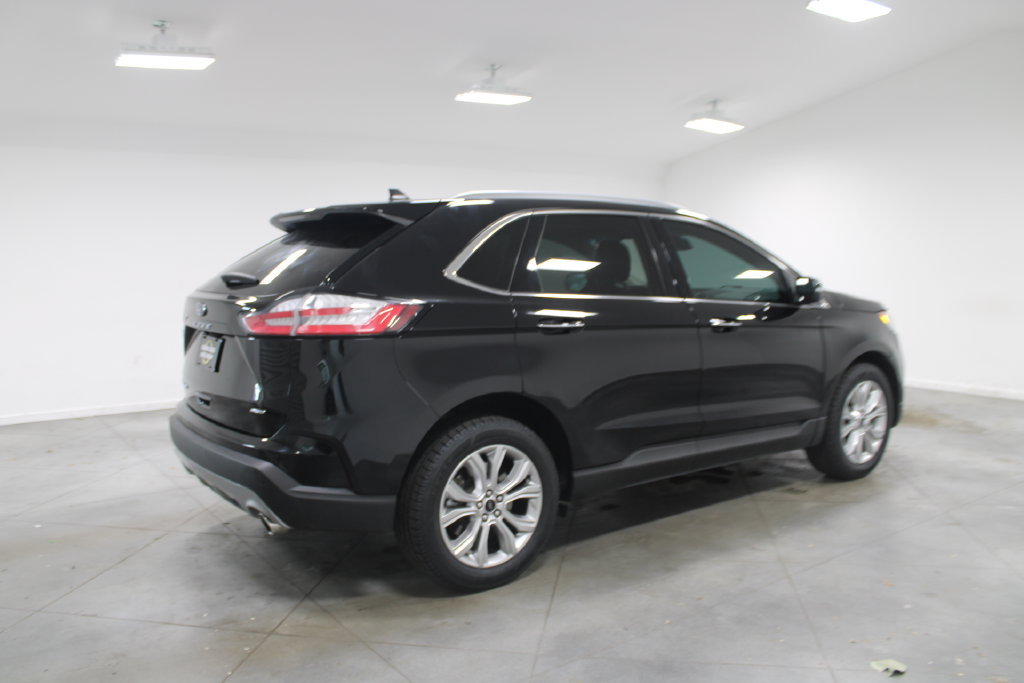 Used 2024 Ford Edge Titanium AWD/4WD image 9