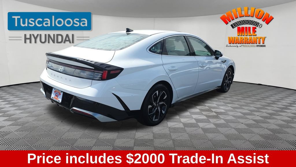 Used 2025 Hyundai Sonata SEL FWD image 8