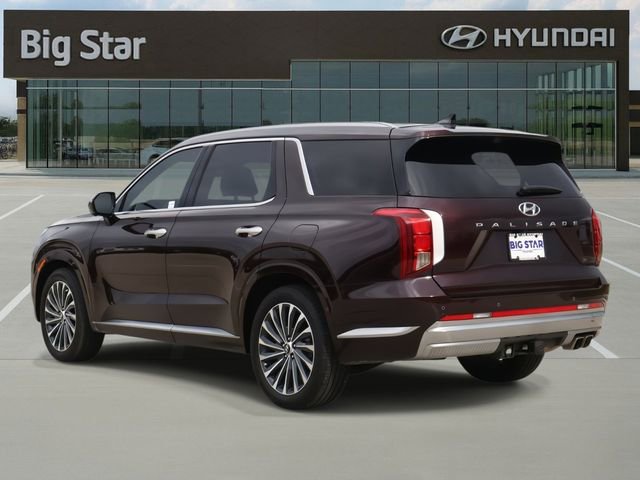 Used 2025 Hyundai Palisade Calligraphy FWD image 3