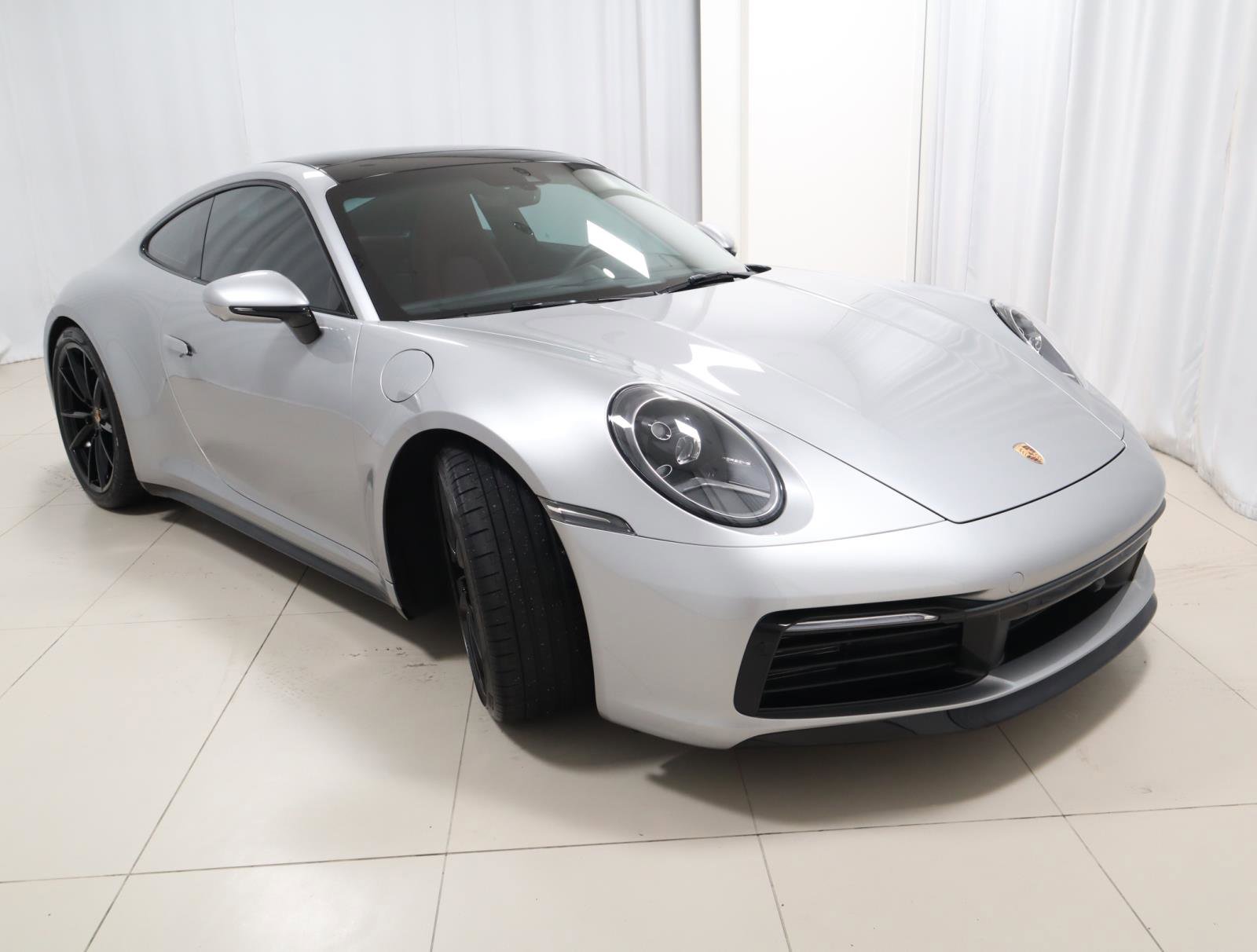Used 2024 Porsche 911 Carrera S RWD image 7
