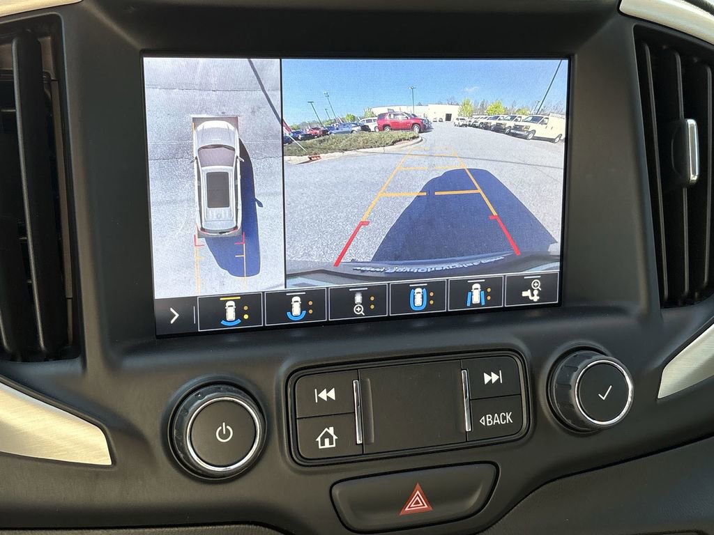 Used 2020 GMC Terrain Denali w/ Denali Premium Package AWD/4WD image 17