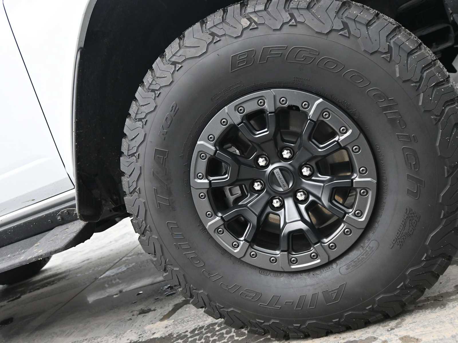 Used 2024 Ford Bronco Raptor w/ Interior Carbon Fiber Pack 6 image 10