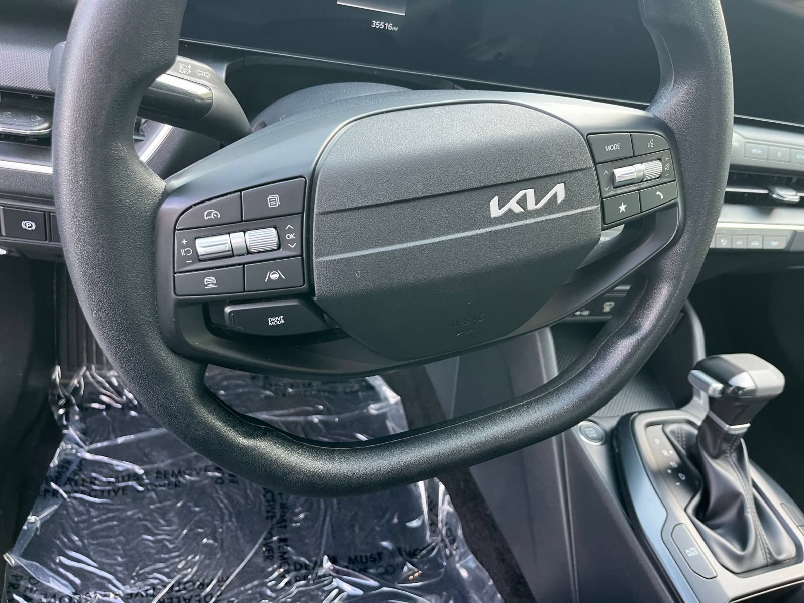 Used 2025 Kia K4 FWD image 26