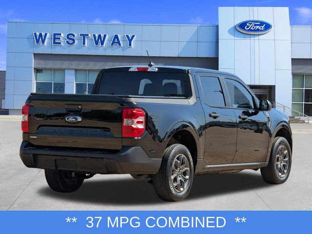 Used 2023 Ford Maverick XLT FWD image 3