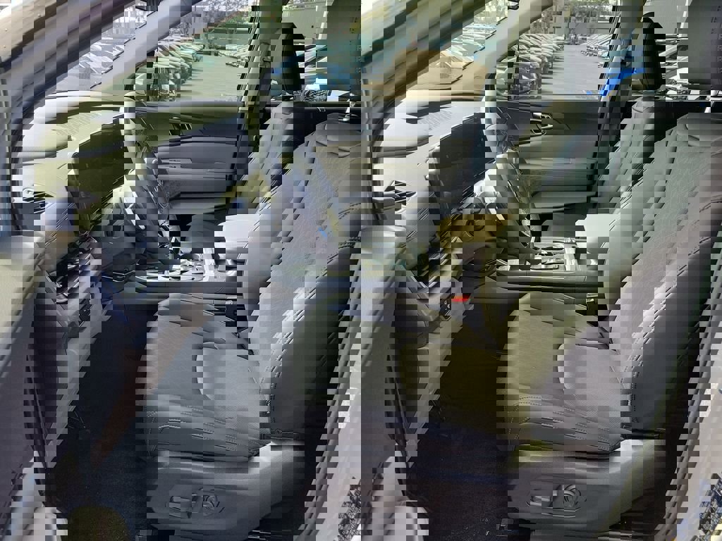 New 2026 Kia Carnival SX image 23