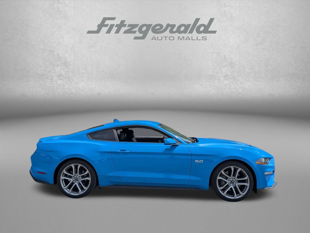 Used 2022 Ford Mustang GT Premium RWD image 3