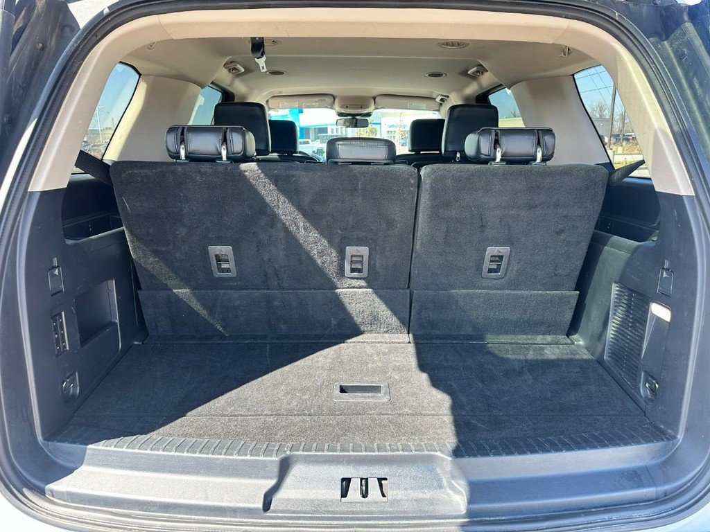 Used 2024 Ford Expedition XLT image 5