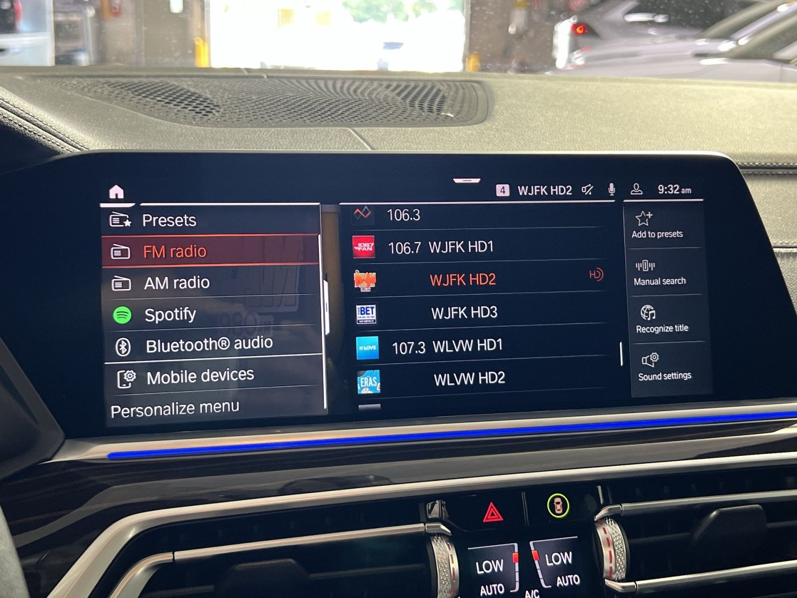 Used 2023 BMW X5 xDrive40i w/ Premium Package AWD/4WD image 19
