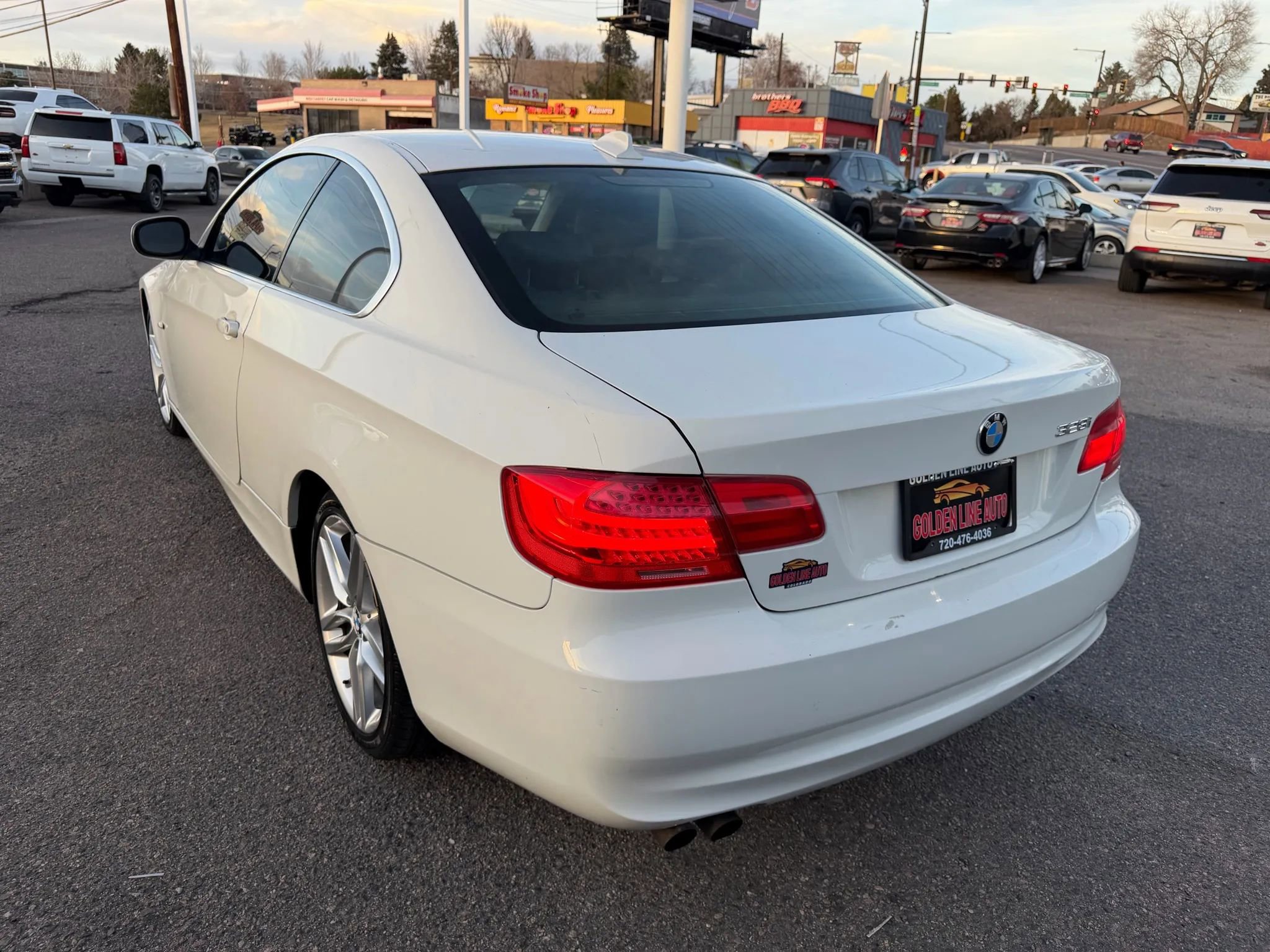 Used 2011 BMW 328i xDrive Coupe image 6