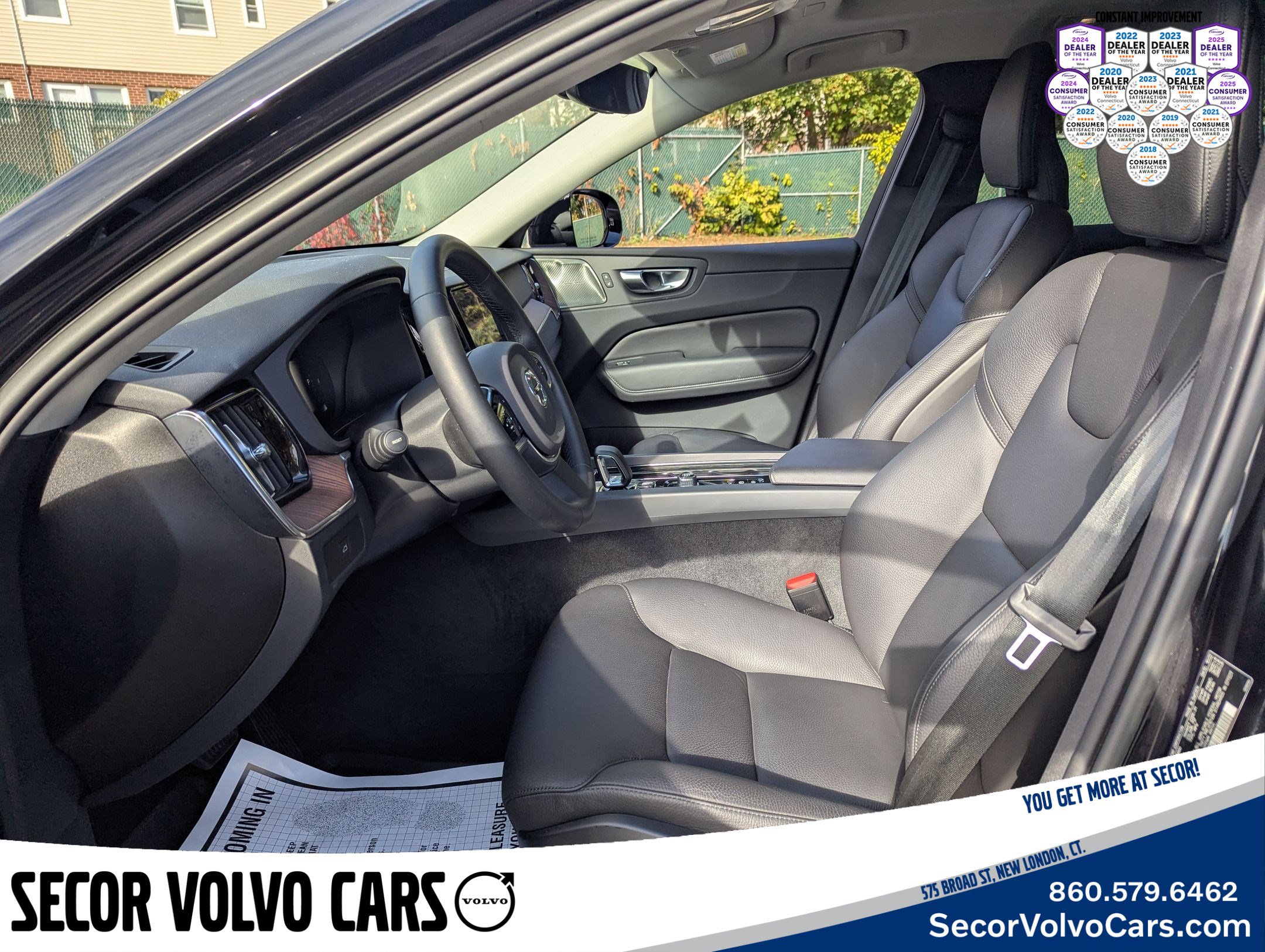 Certified 2023 Volvo XC60 B5 Plus image 8