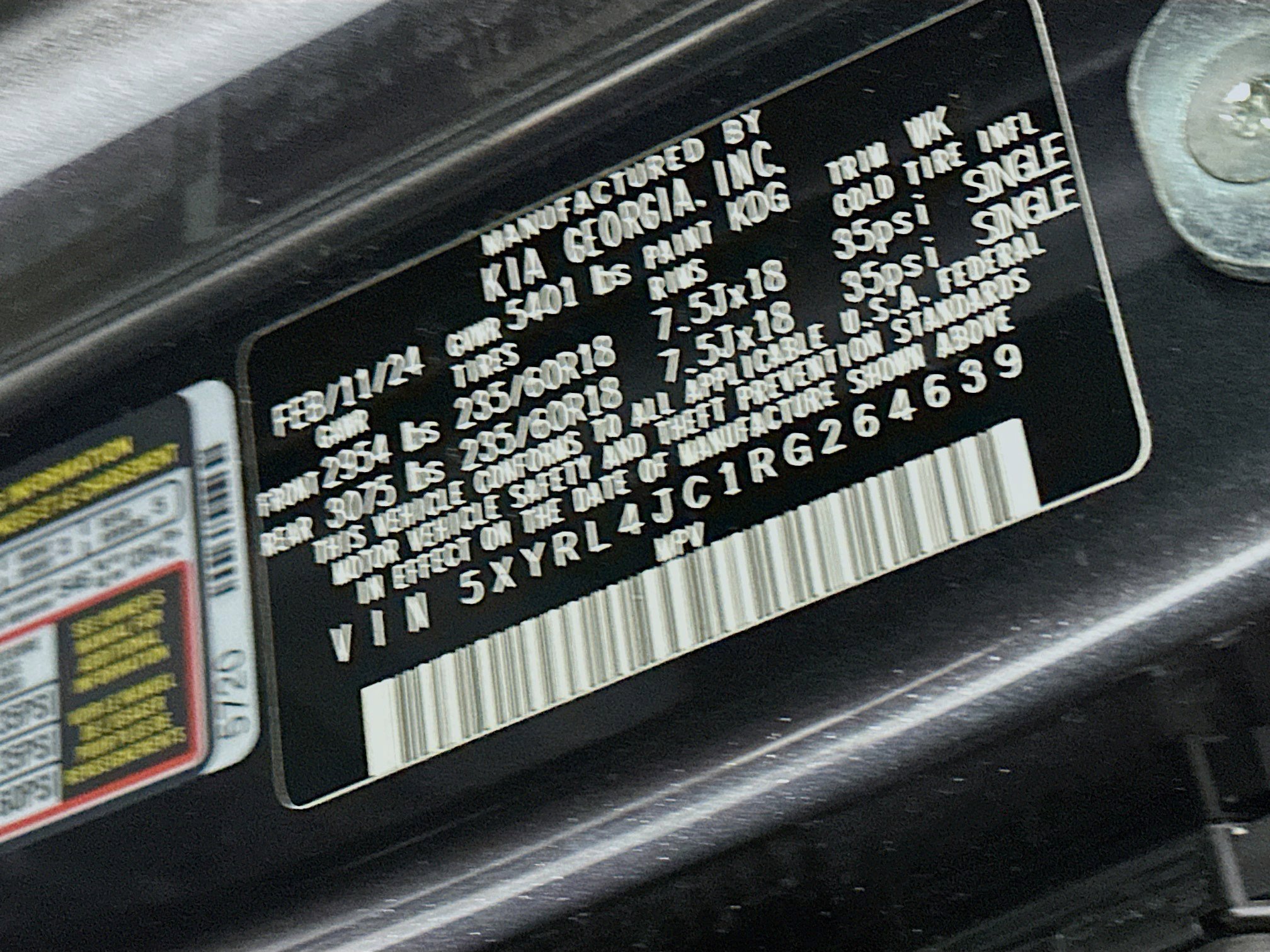 Used 2024 Kia Sorento S image 12