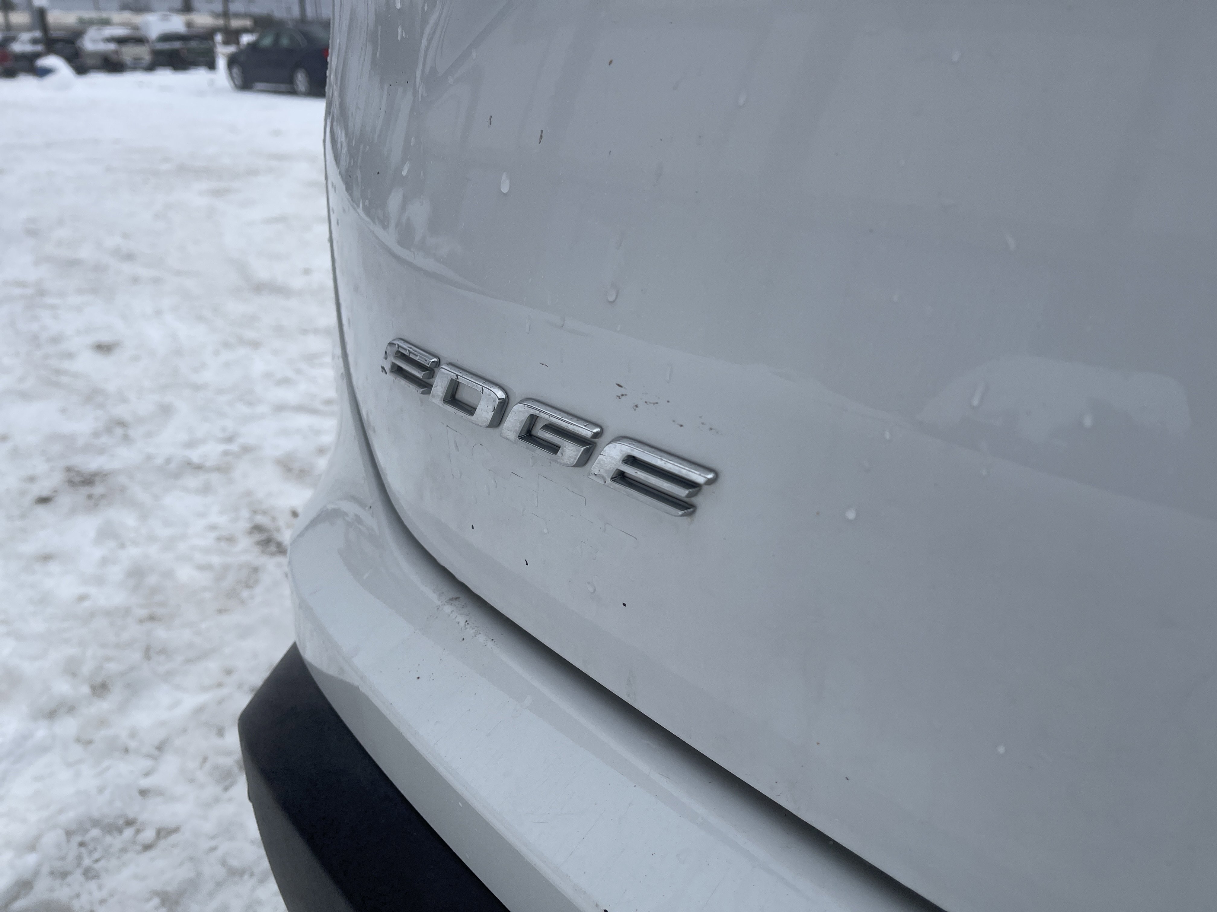 Used 2020 Ford Edge SEL image 24