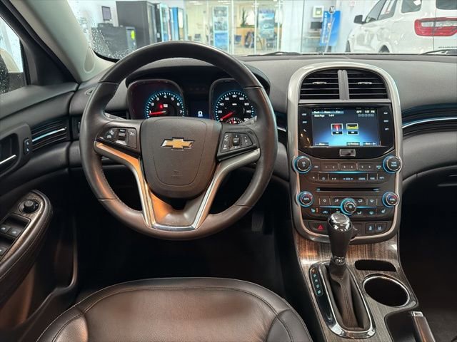 Used 2014 Chevrolet Malibu LTZ FWD image 24