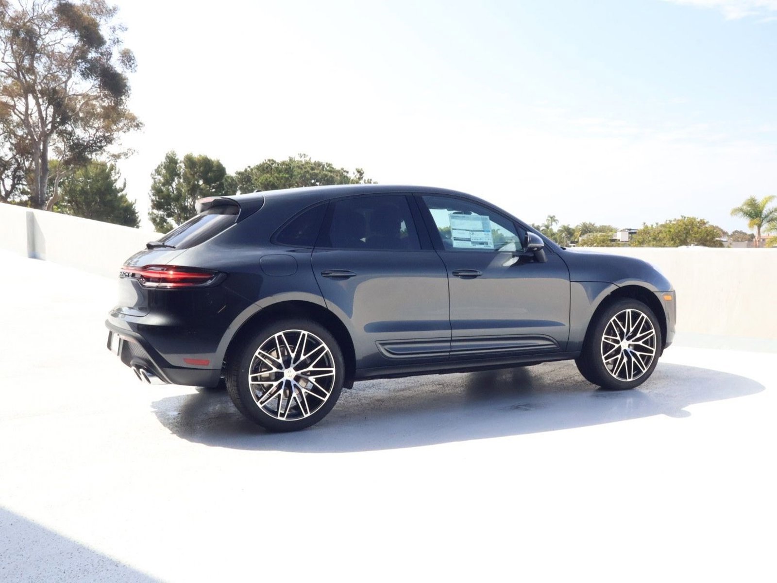 New 2026 Porsche Macan AWD/4WD image 8
