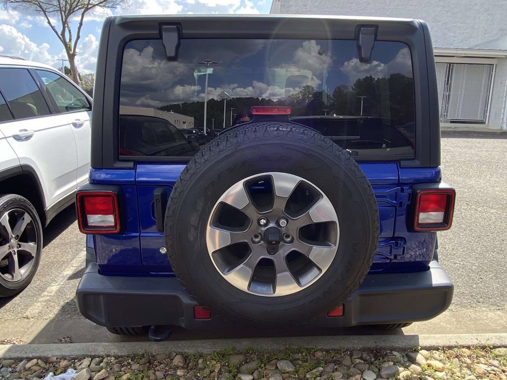 Used 2018 Jeep Wrangler Unlimited Sahara image 6