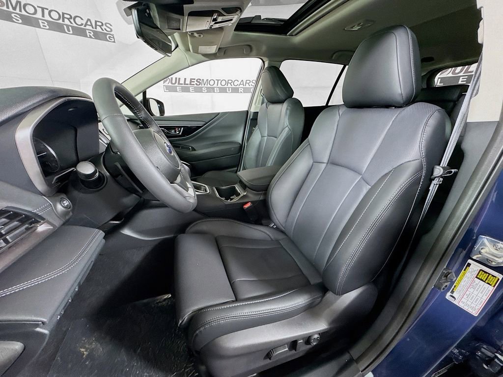 Used 2025 Subaru Outback Limited AWD/4WD image 21