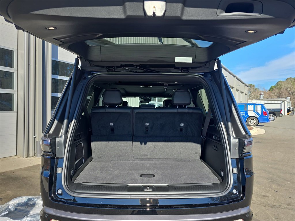 New 2026 Jeep Grand Wagoneer Limited image 14