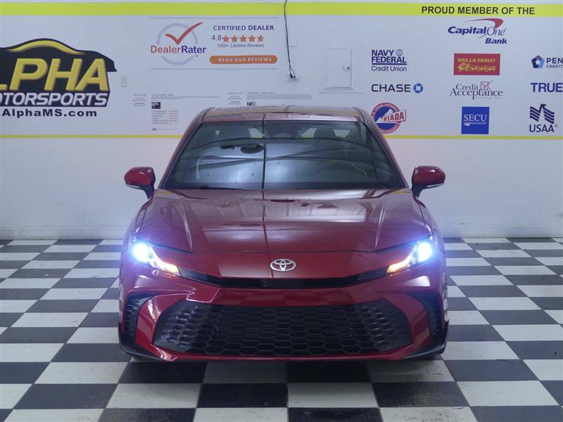 Used 2026 Toyota Camry SE FWD image 2