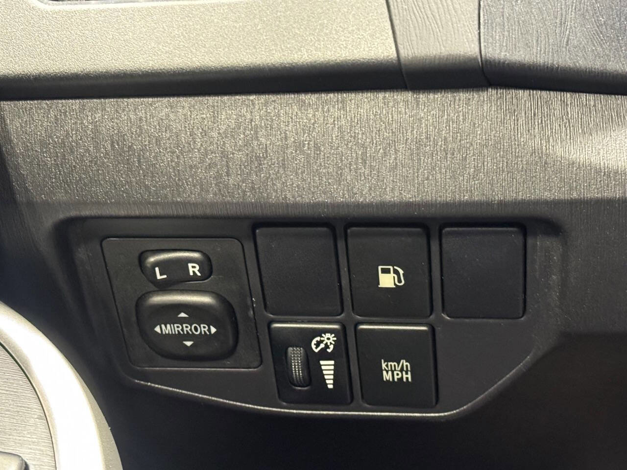 Used 2012 Toyota Prius Prime Advanced image 27