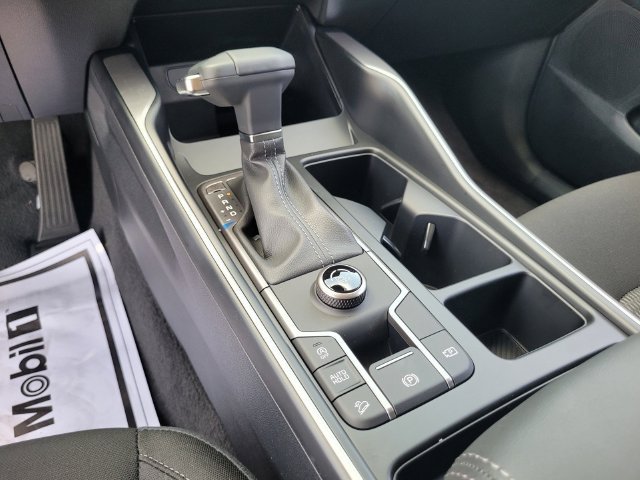 New 2026 Kia Sorento LX FWD image 10