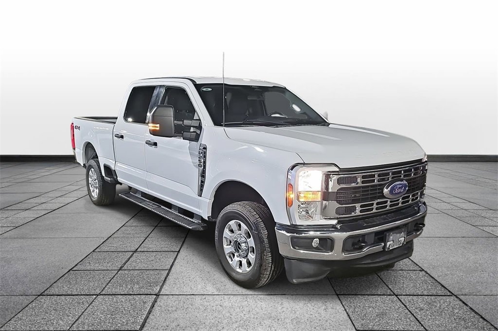 Used 2024 Ford F250 XLT image 3