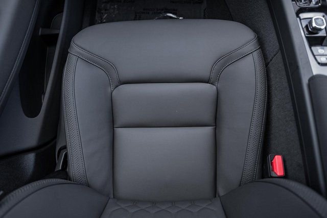 New 2026 Volvo XC60 B5 Plus w/ Protection Package Premier image 31