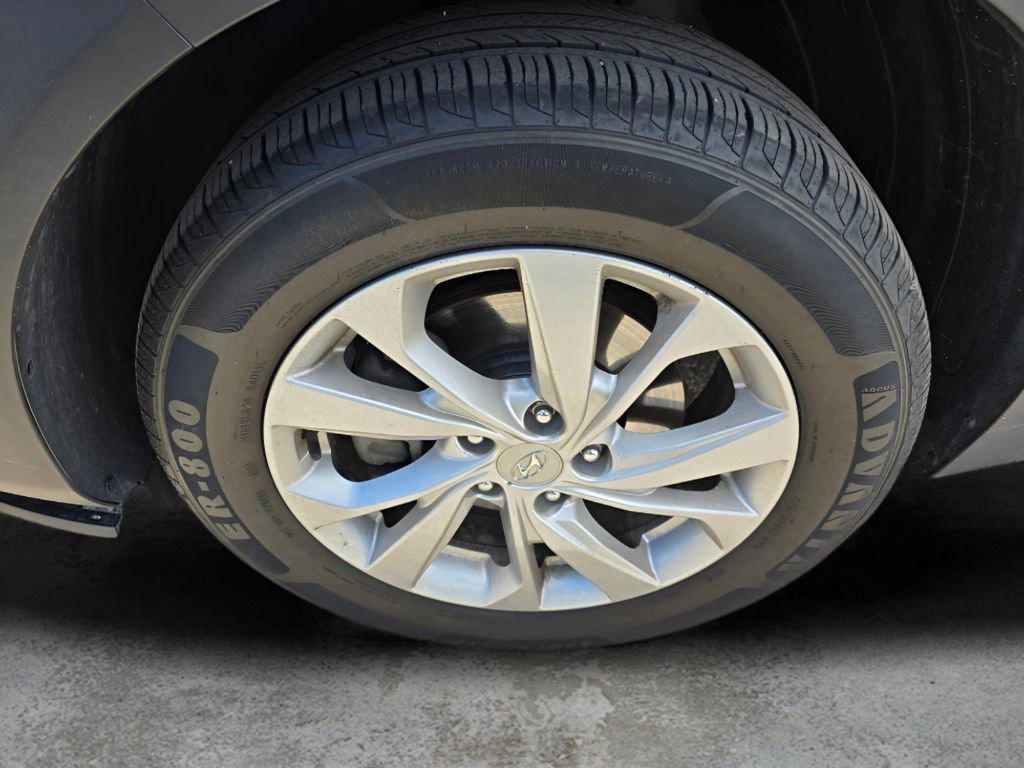 Used 2019 Hyundai Tucson SE AWD/4WD image 17