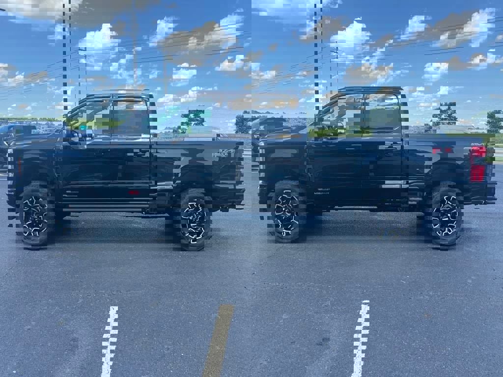 New 2025 Ford F350 Platinum image 34