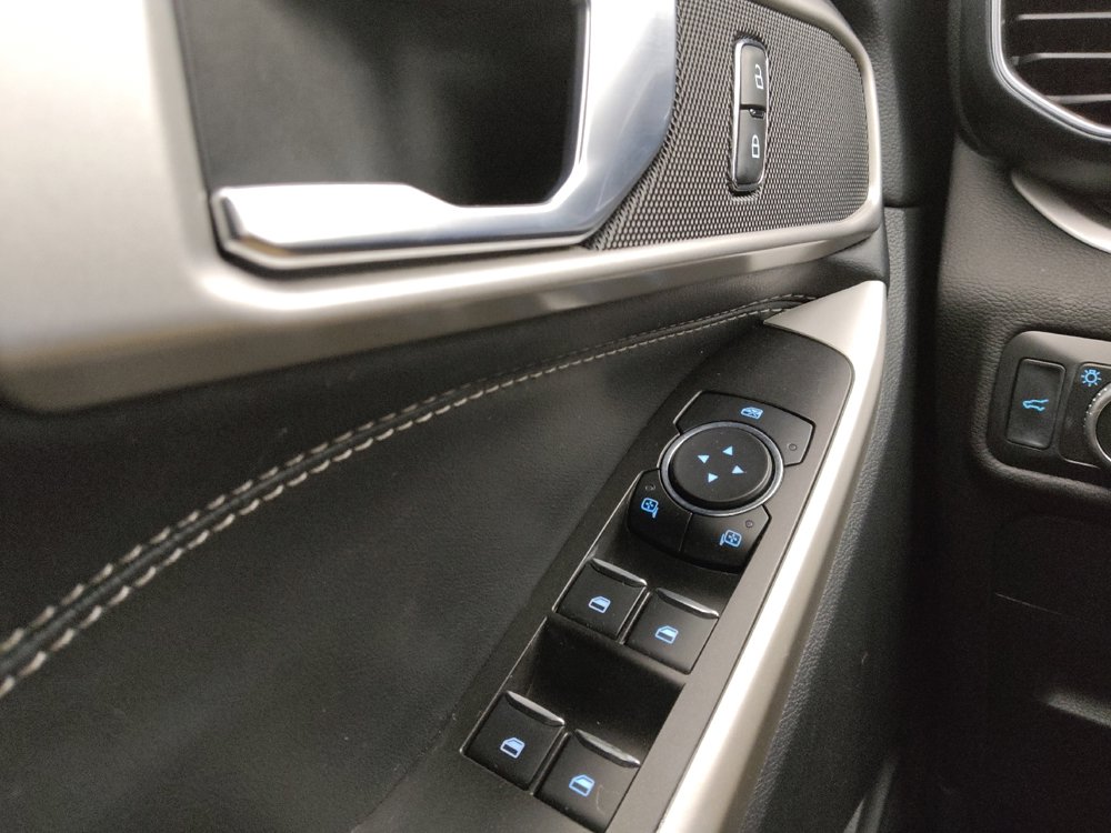 Used 2022 Ford Explorer XLT w/ Equipment Group 202A image 27