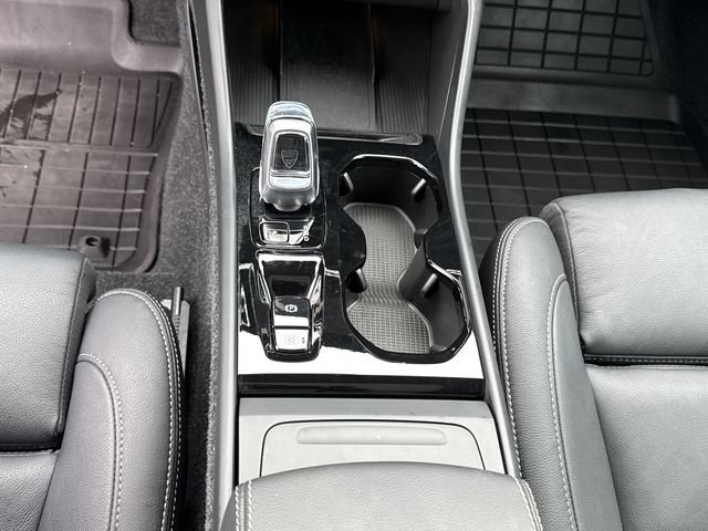 Used 2026 Volvo XC40 B5 Plus AWD/4WD image 22