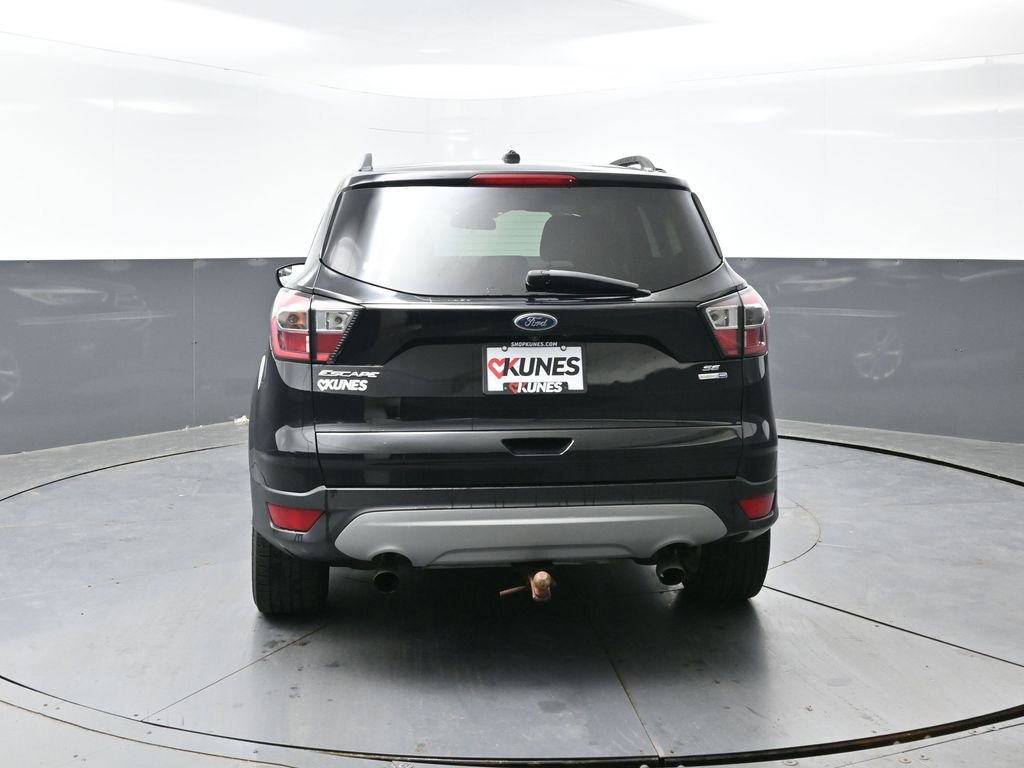 Used 2017 Ford Escape SE AWD/4WD image 10