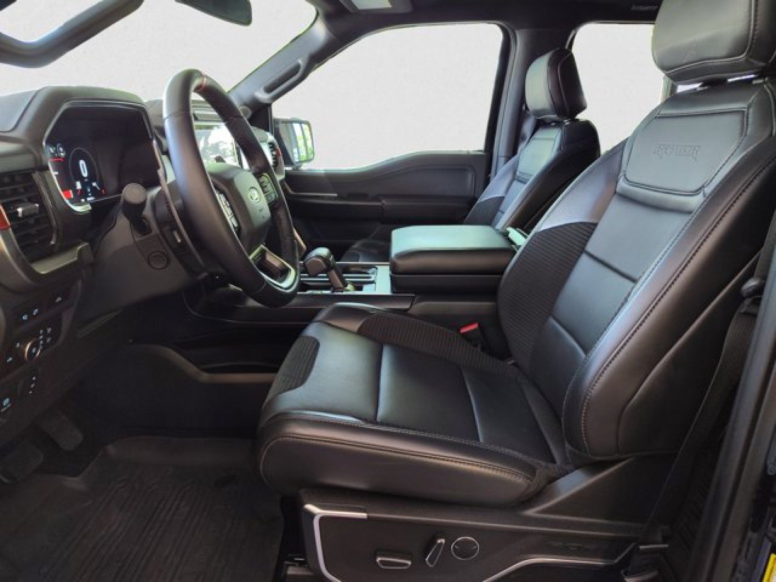 Used 2022 Ford F150 Raptor w/ Raptor 37 Performance Package AWD/4WD image 11