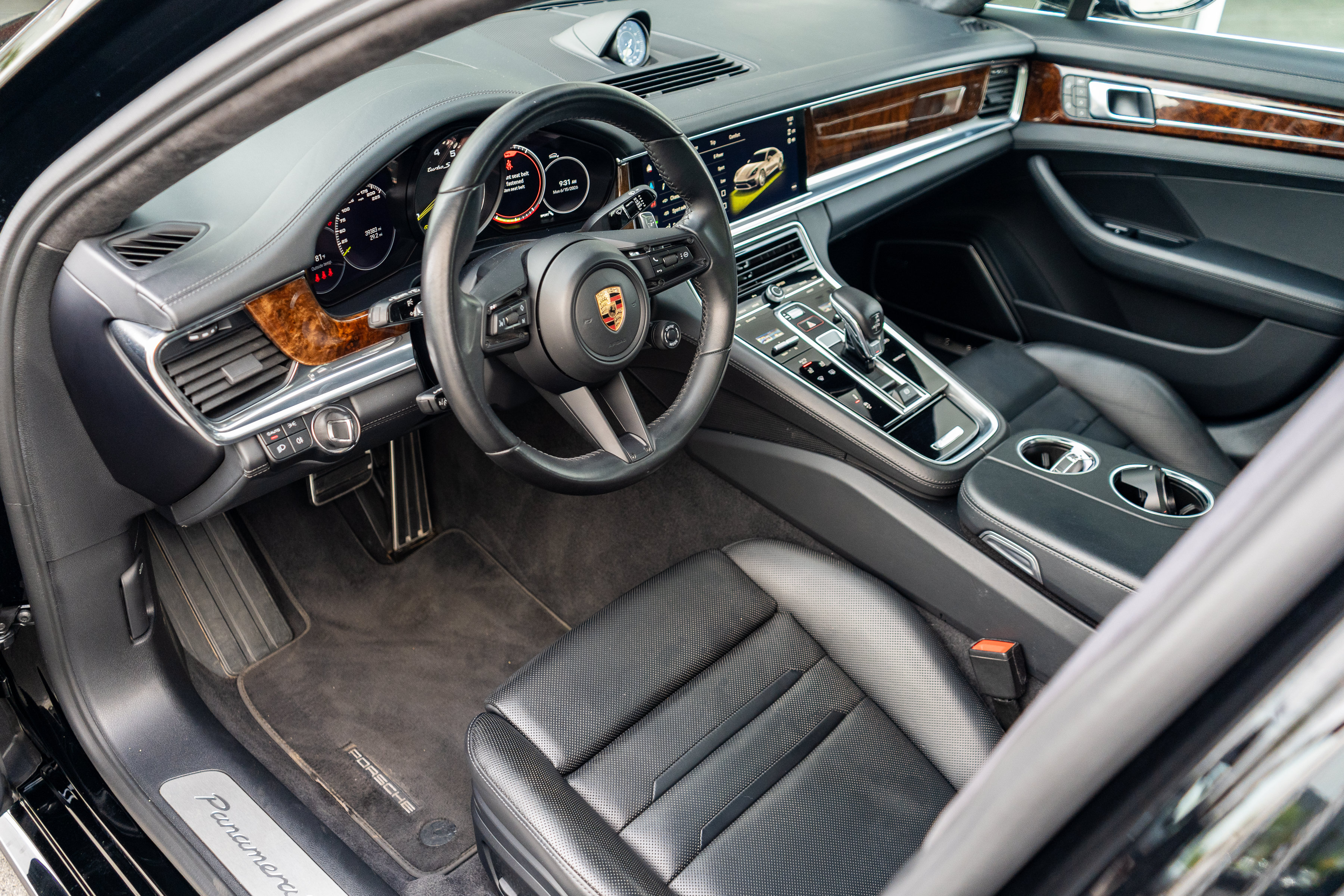 Used 2023 Porsche Panamera Turbo S AWD/4WD image 9