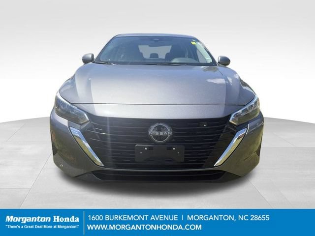 Used 2024 Nissan Sentra SV FWD image 2